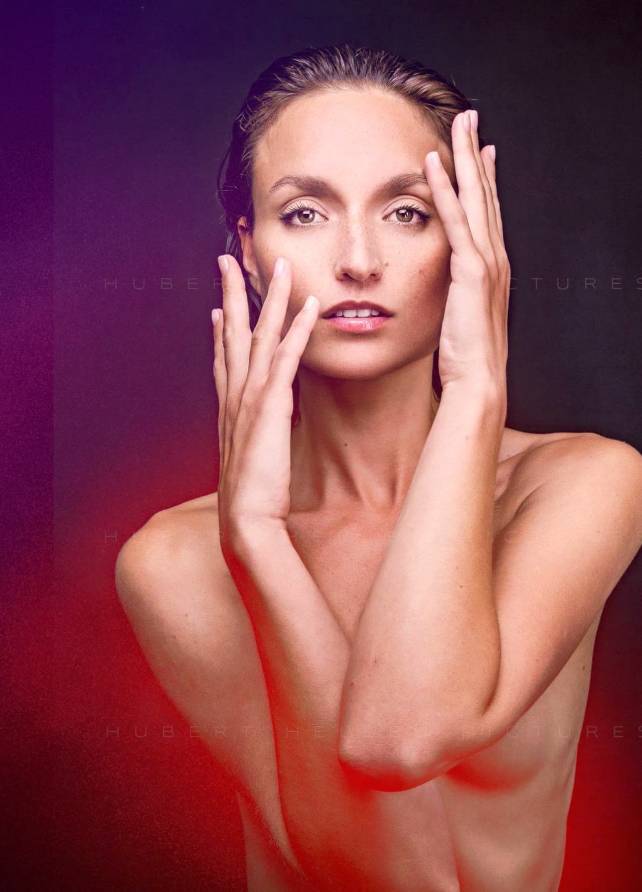 Nina Pearl, affiche saison 2